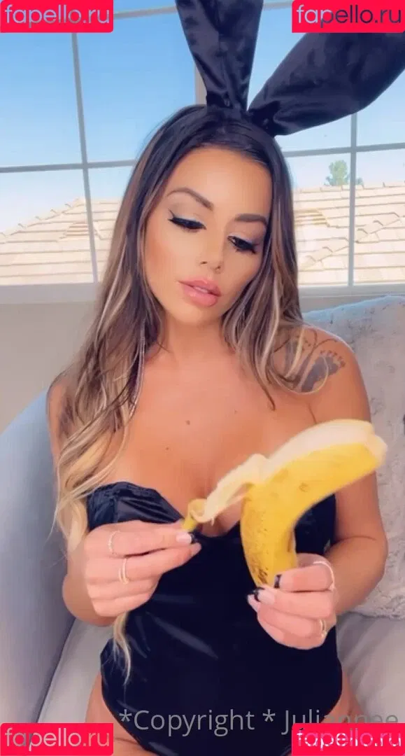 Juli.annee Onlyfans Photo Gallery 