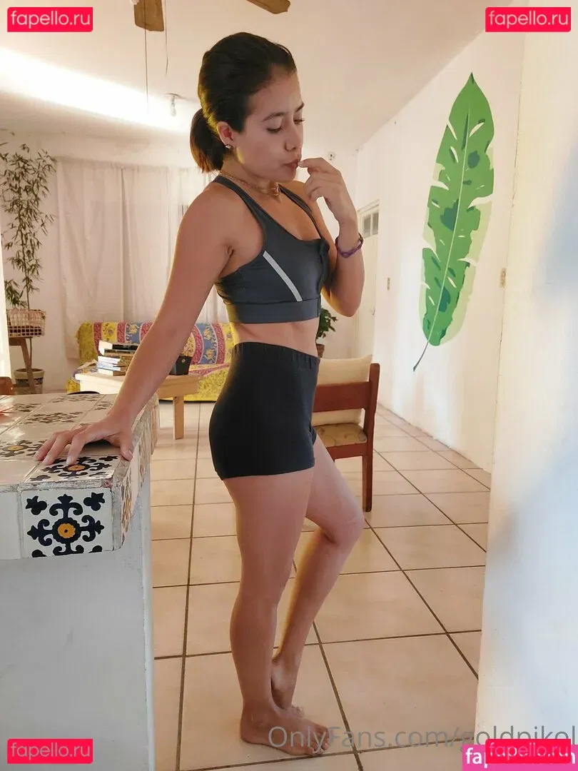 goldpikol Onlyfans Photo Gallery 