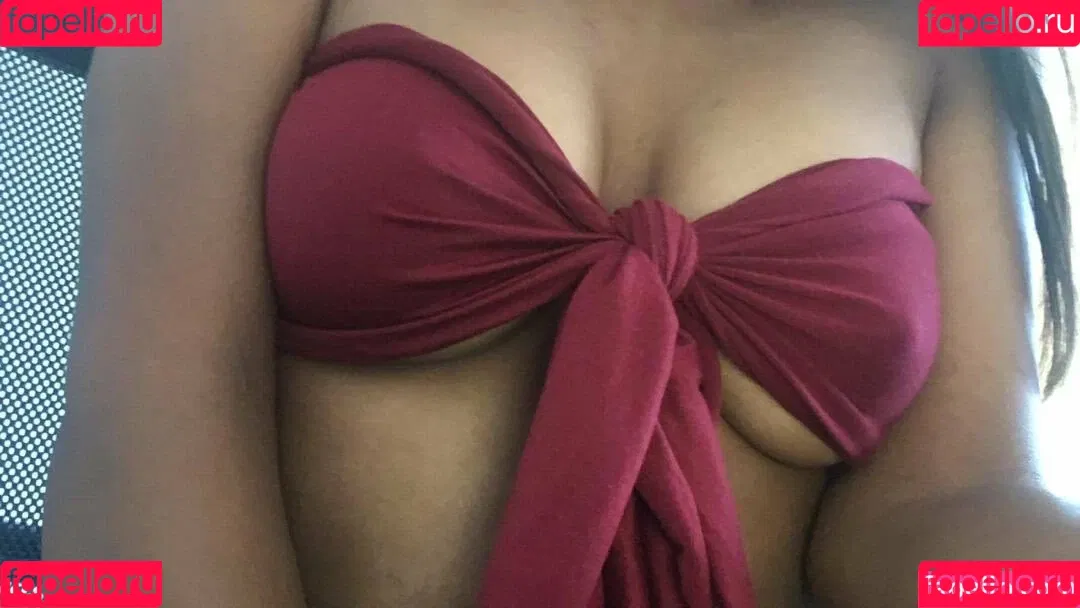 Hellen Karoline Onlyfans Photo Gallery 