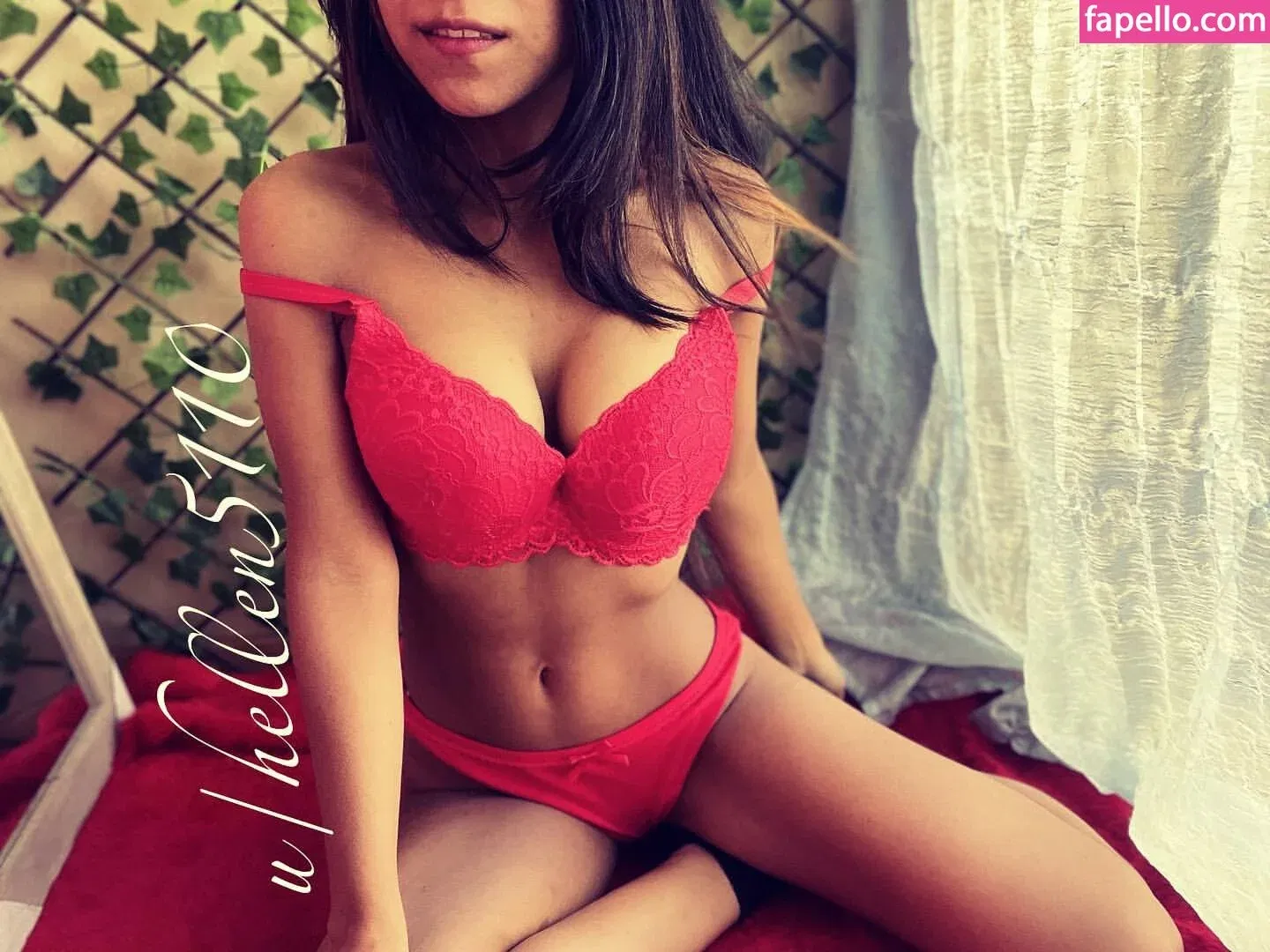 Hellen Karoline Onlyfans Photo Gallery 