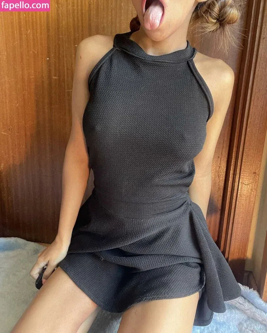 Hellen Karoline Onlyfans Photo Gallery 