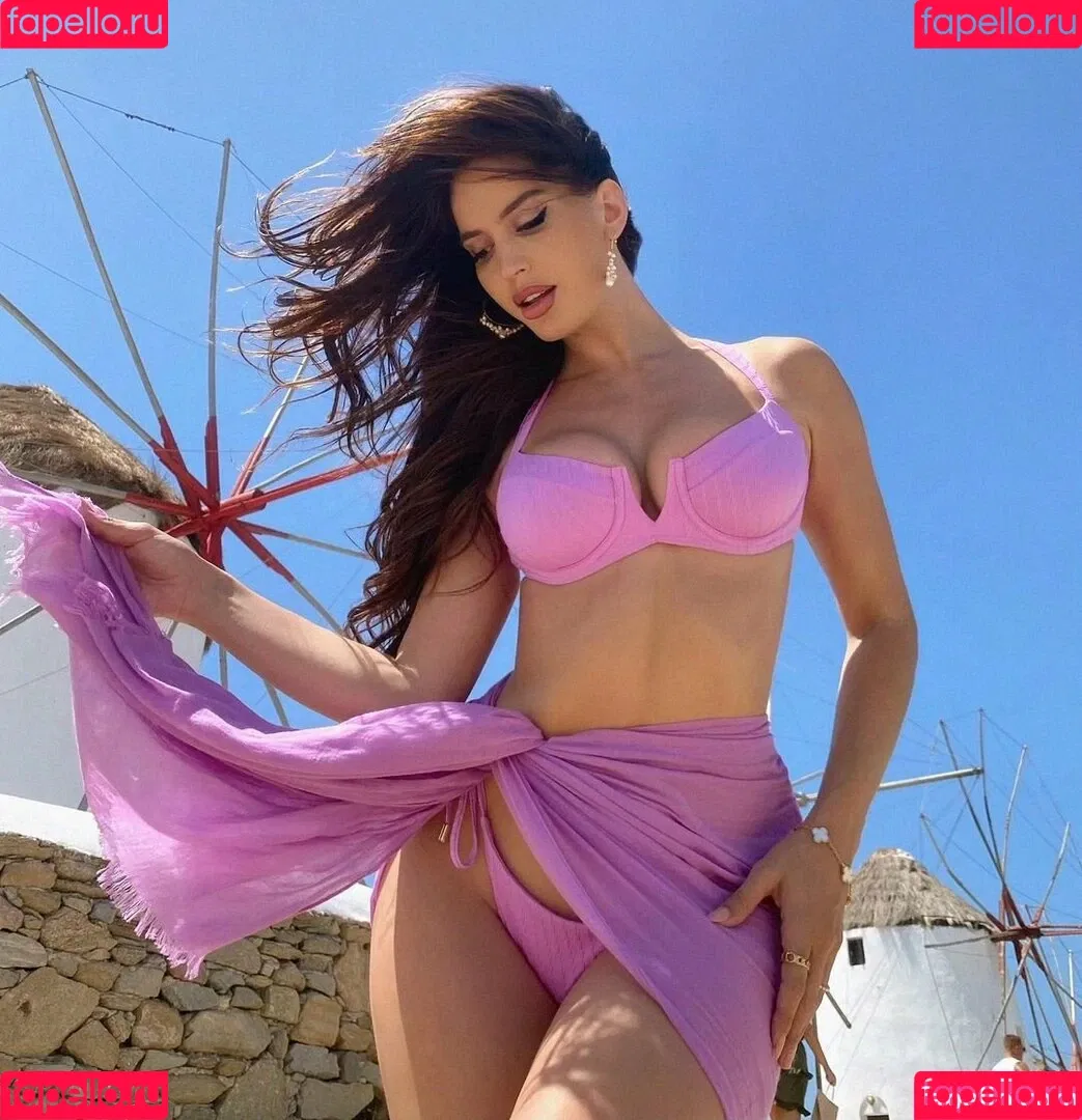 Natalia Barulich Onlyfans Photo Gallery 