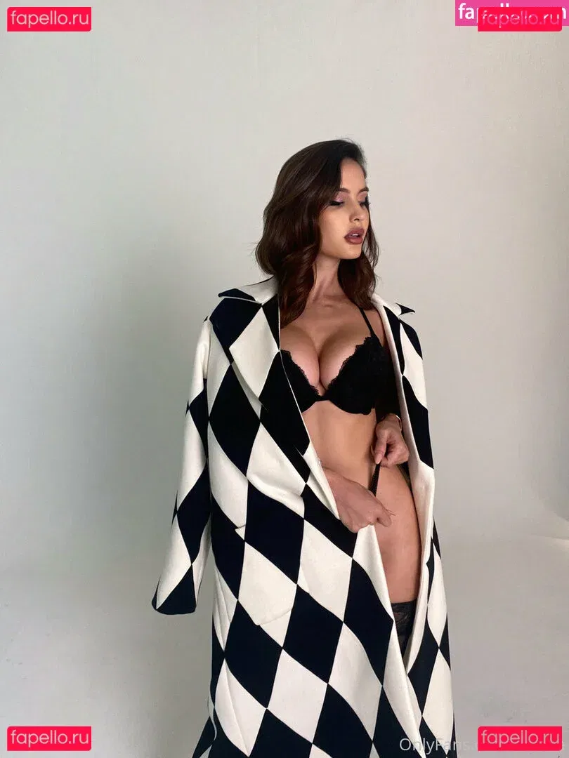 Natalia Barulich Onlyfans Photo Gallery 