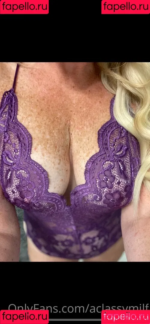 aclassymilf Onlyfans Photo Gallery 