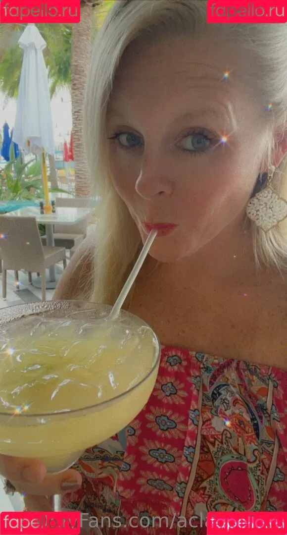 aclassymilf Onlyfans Photo Gallery 