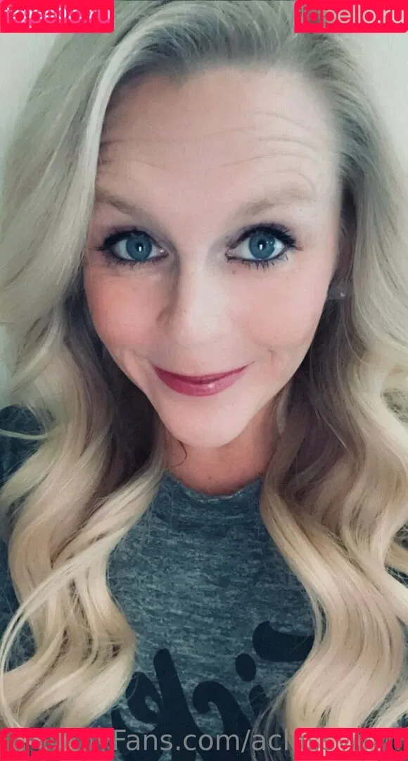 aclassymilf Onlyfans Photo Gallery 