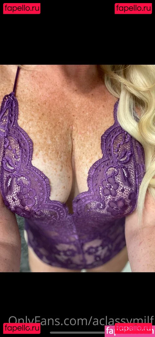 aclassymilf Onlyfans Photo Gallery 