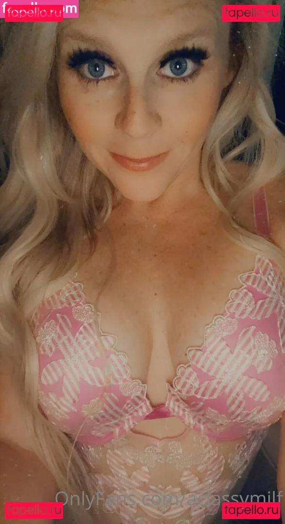 aclassymilf Onlyfans Photo Gallery 