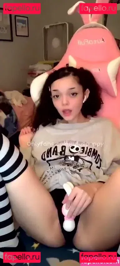 Strawberryypuppi Onlyfans Photo Gallery 