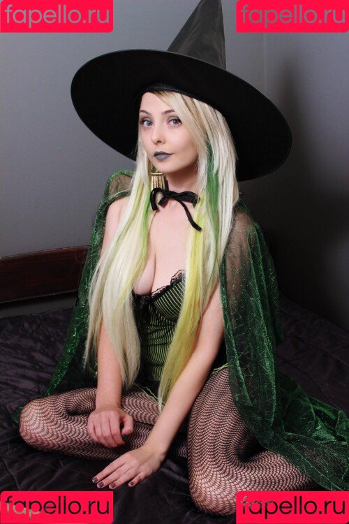 Batman Onlyfans Photo Gallery 