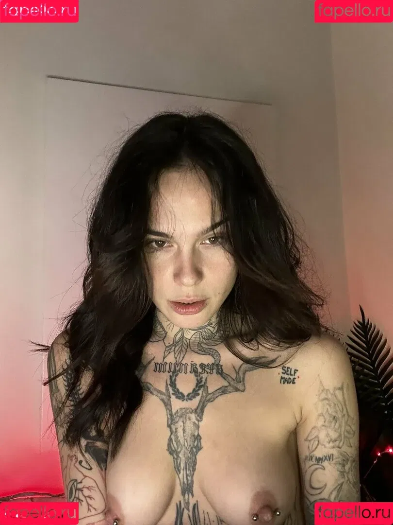 Stephanie Raszolkov Onlyfans Photo Gallery 