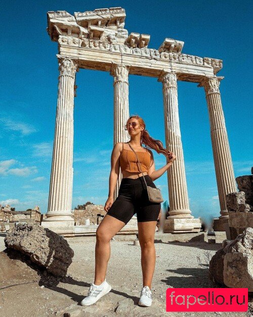 Lara Loft Nude Onlyfans Photo 22