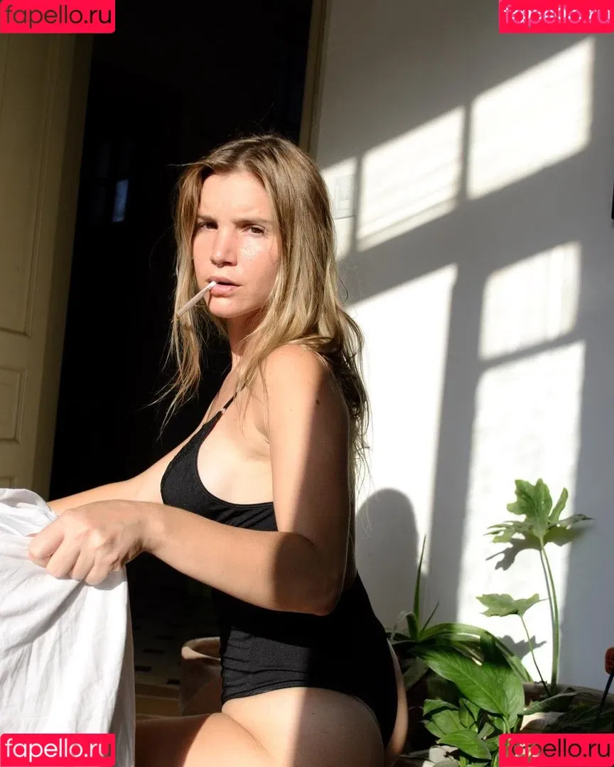 Florencia Decall Onlyfans Photo Gallery 