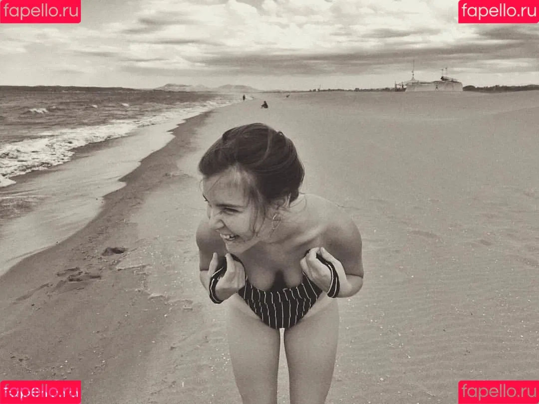 Florencia Decall Onlyfans Photo Gallery 