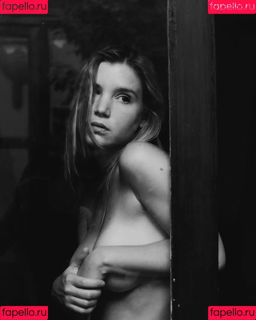Florencia Decall Onlyfans Photo Gallery 