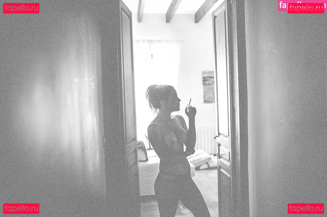 Florencia Decall Onlyfans Photo Gallery 