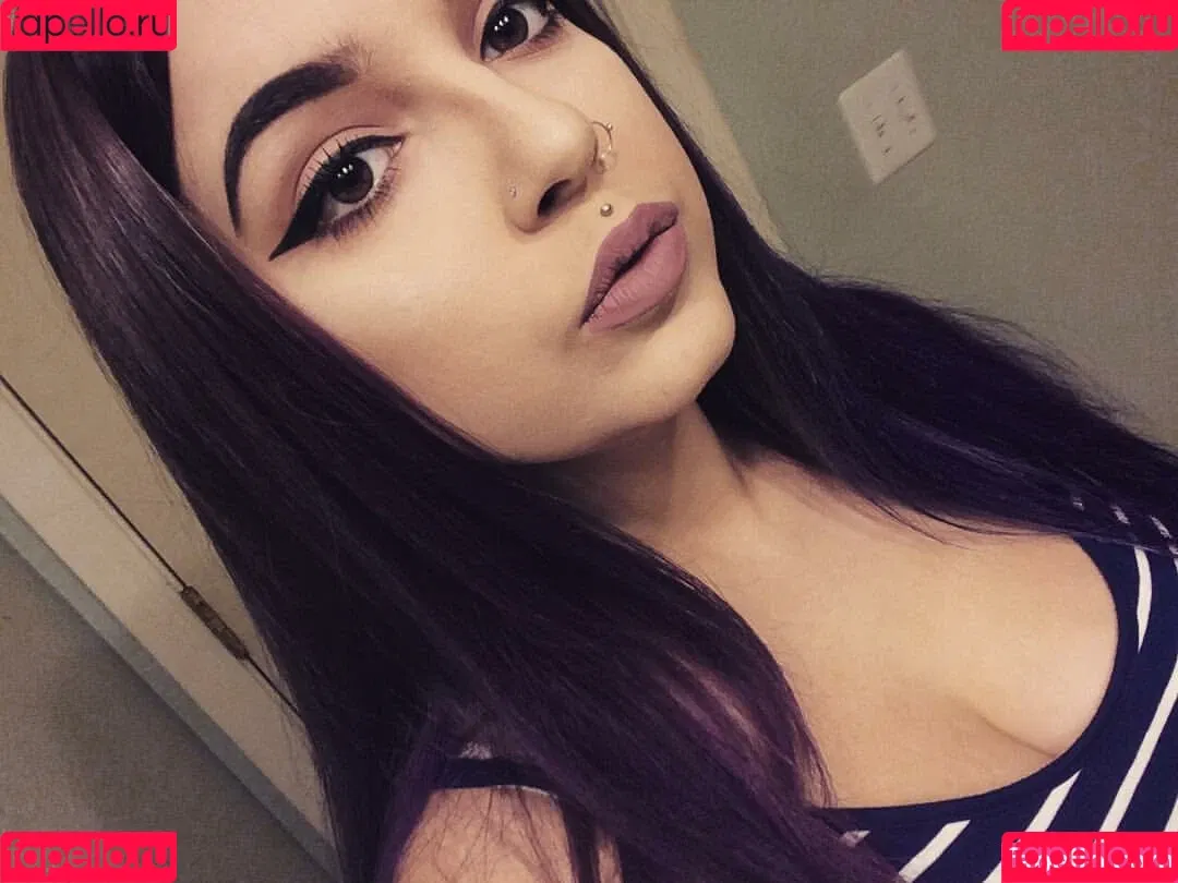 drearoseee Onlyfans Photo Gallery 