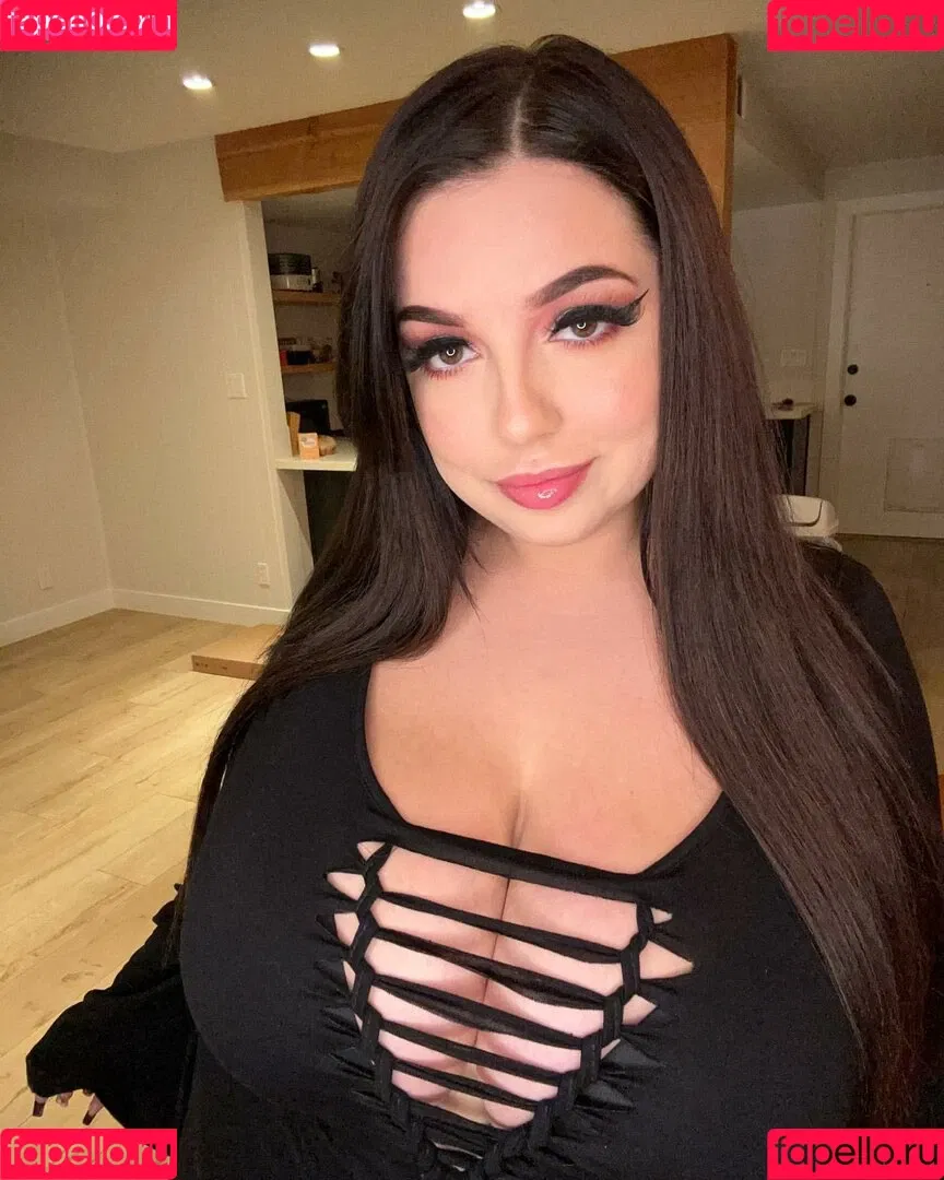 drearoseee Onlyfans Photo Gallery 