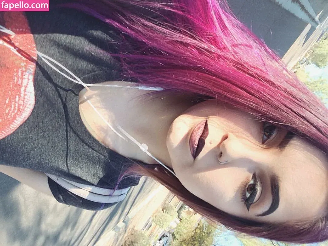 drearoseee Onlyfans Photo Gallery 