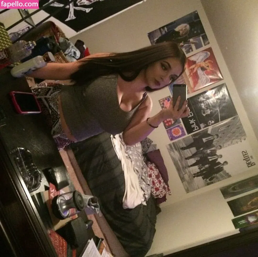 drearoseee Onlyfans Photo Gallery 