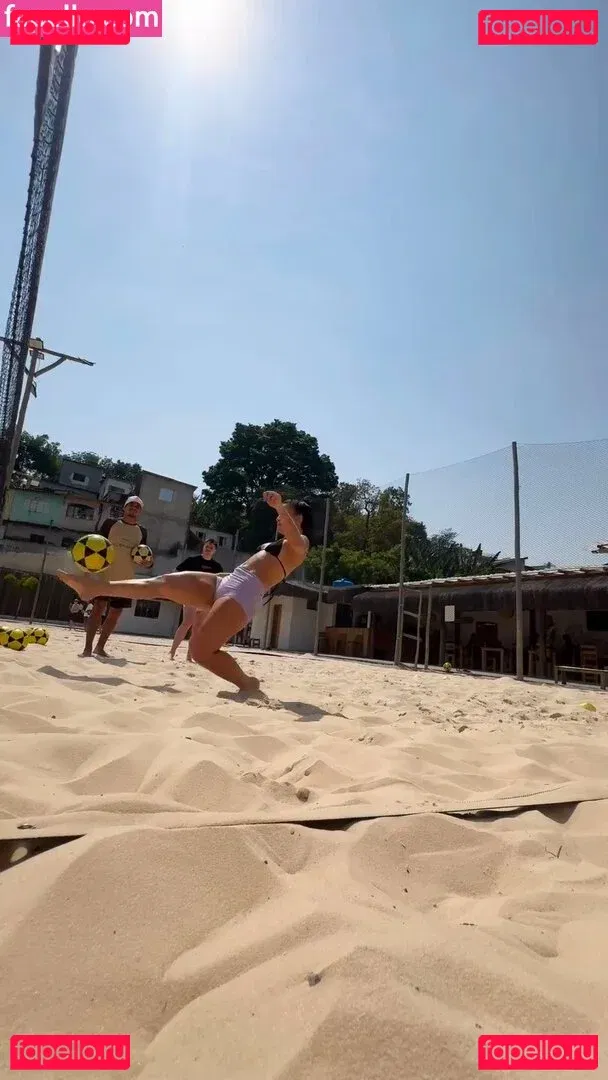 Duda Kropf Onlyfans Photo Gallery 