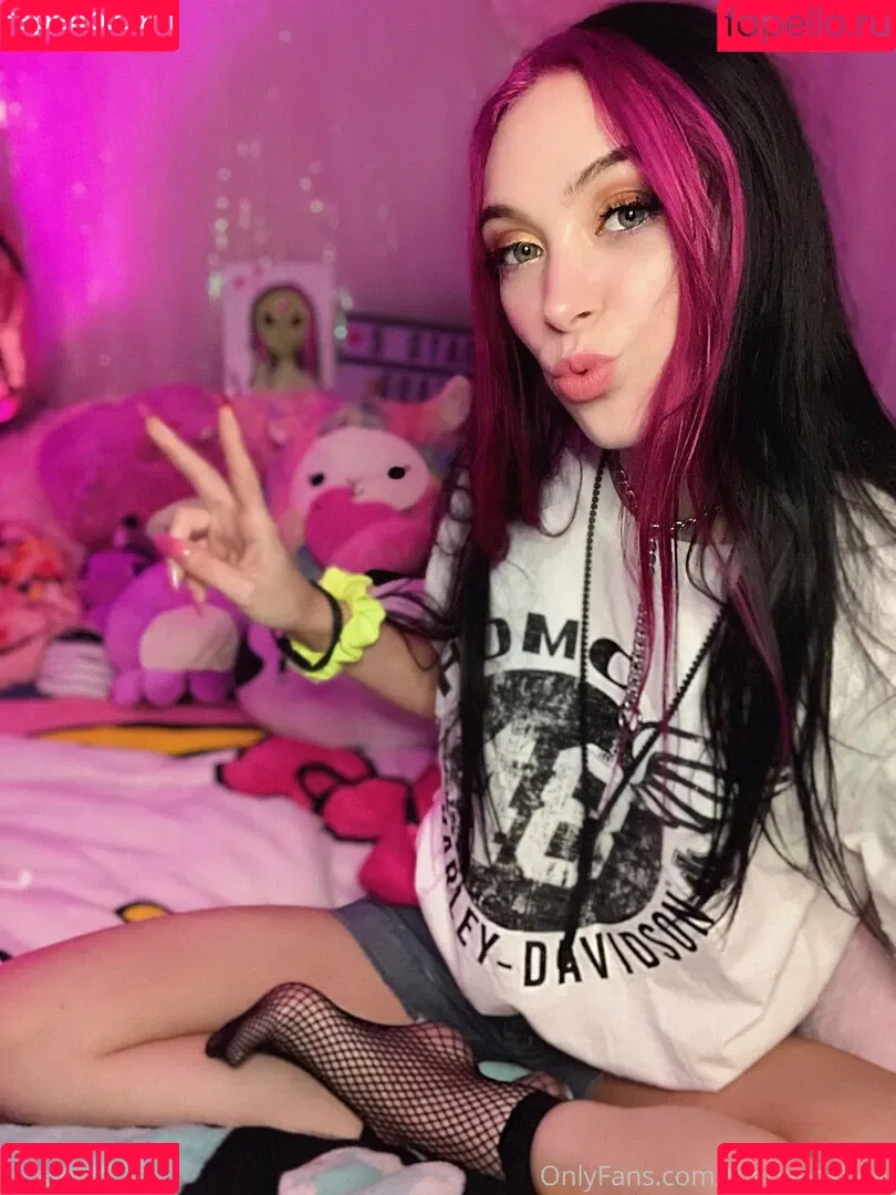 thepeepshow Onlyfans Photo Gallery 