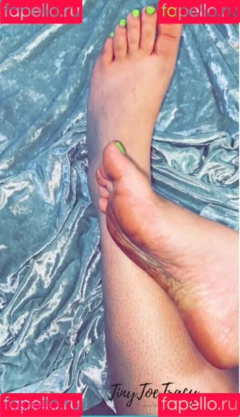tinytoetracy Onlyfans Photo Gallery 