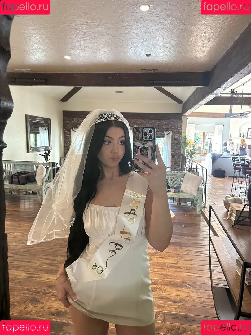 imhollyday Onlyfans Photo Gallery 