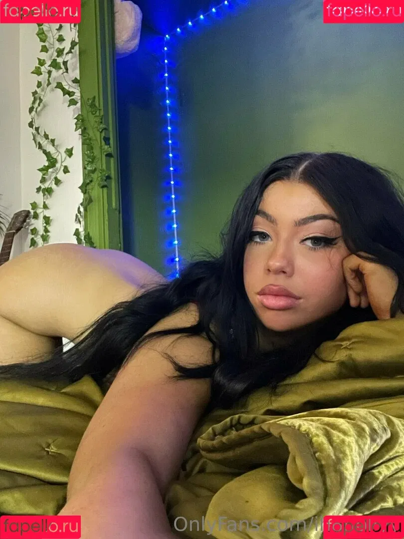 imhollyday Onlyfans Photo Gallery 