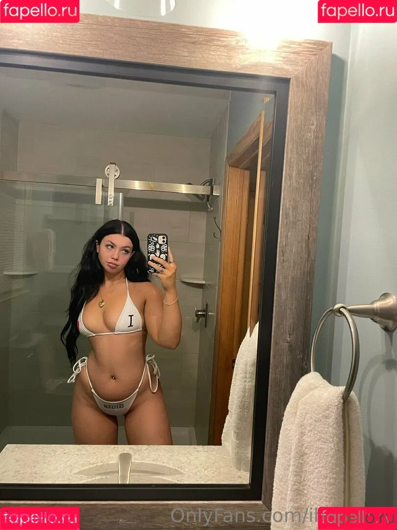 imhollyday Onlyfans Photo Gallery 