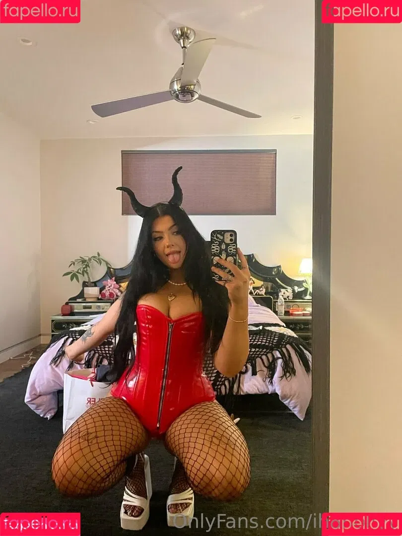 imhollyday Onlyfans Photo Gallery 