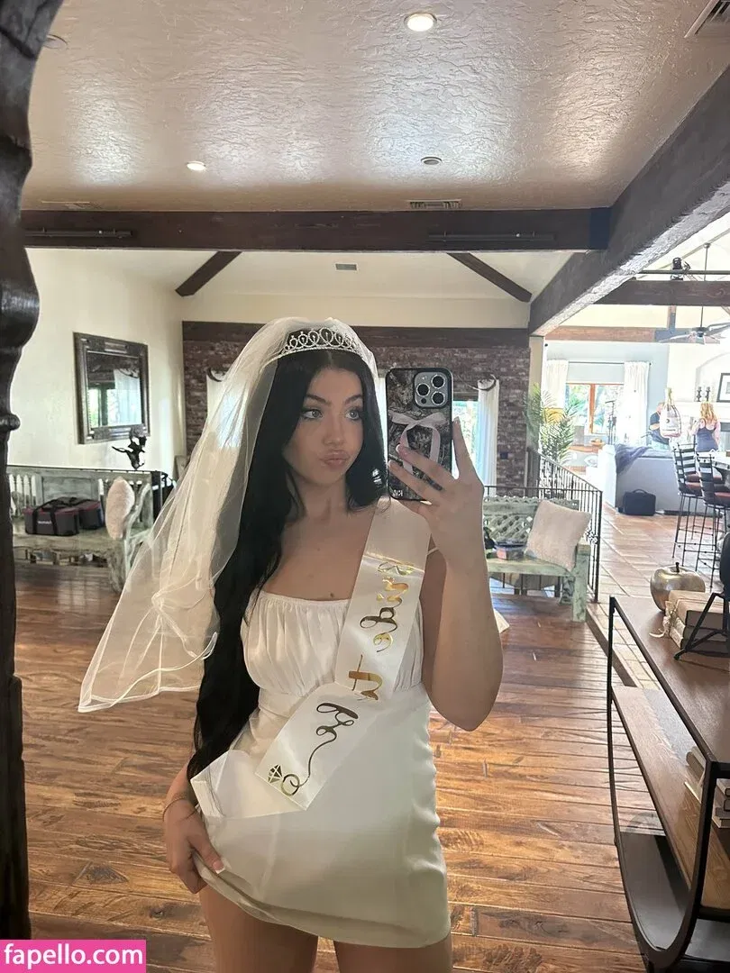 imhollyday Onlyfans Photo Gallery 