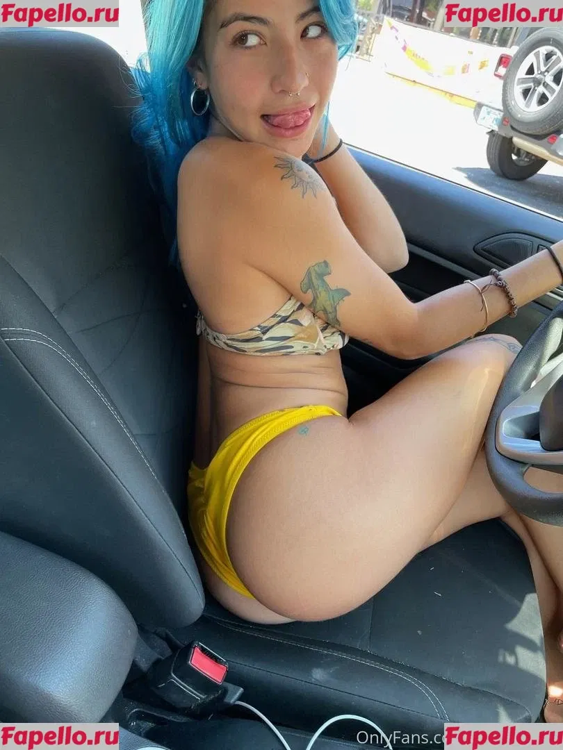 lunariaxlee Onlyfans Photo Gallery 