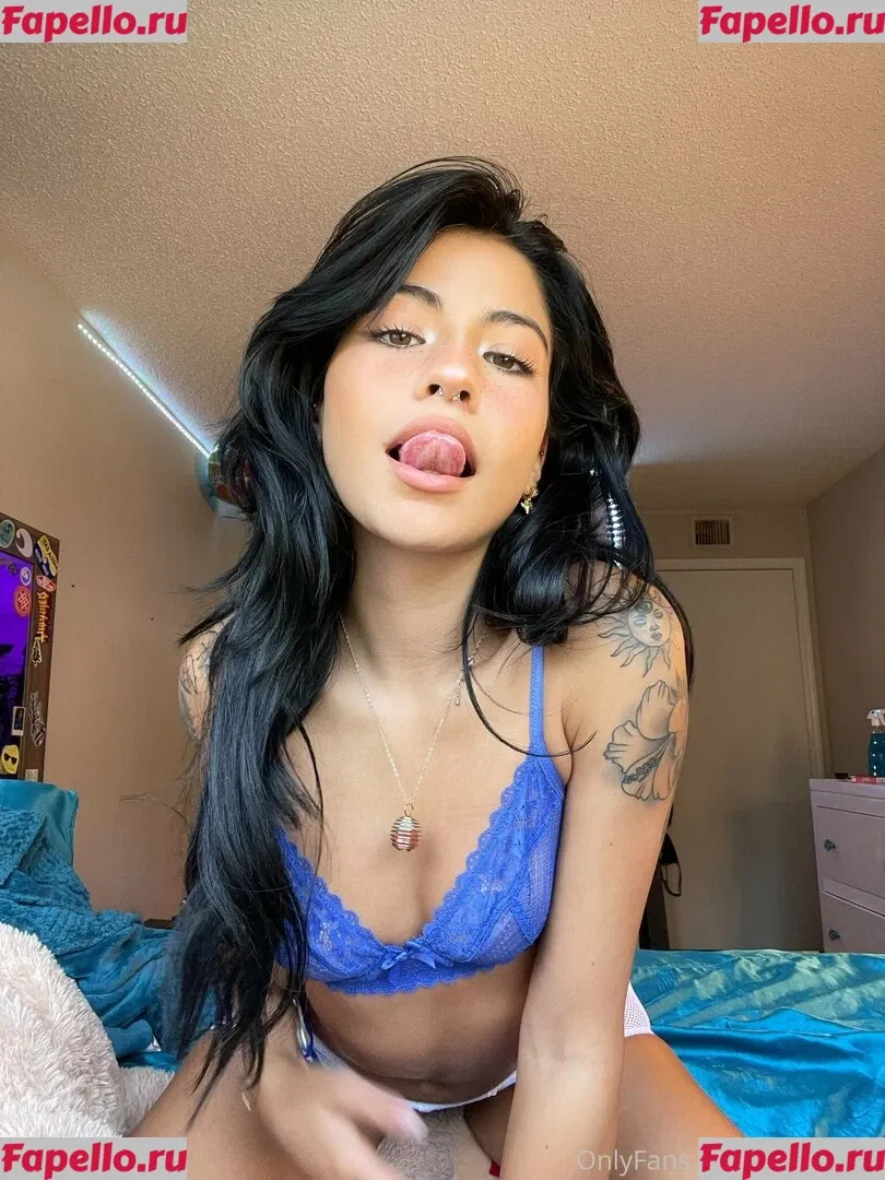 lunariaxlee Onlyfans Photo Gallery 