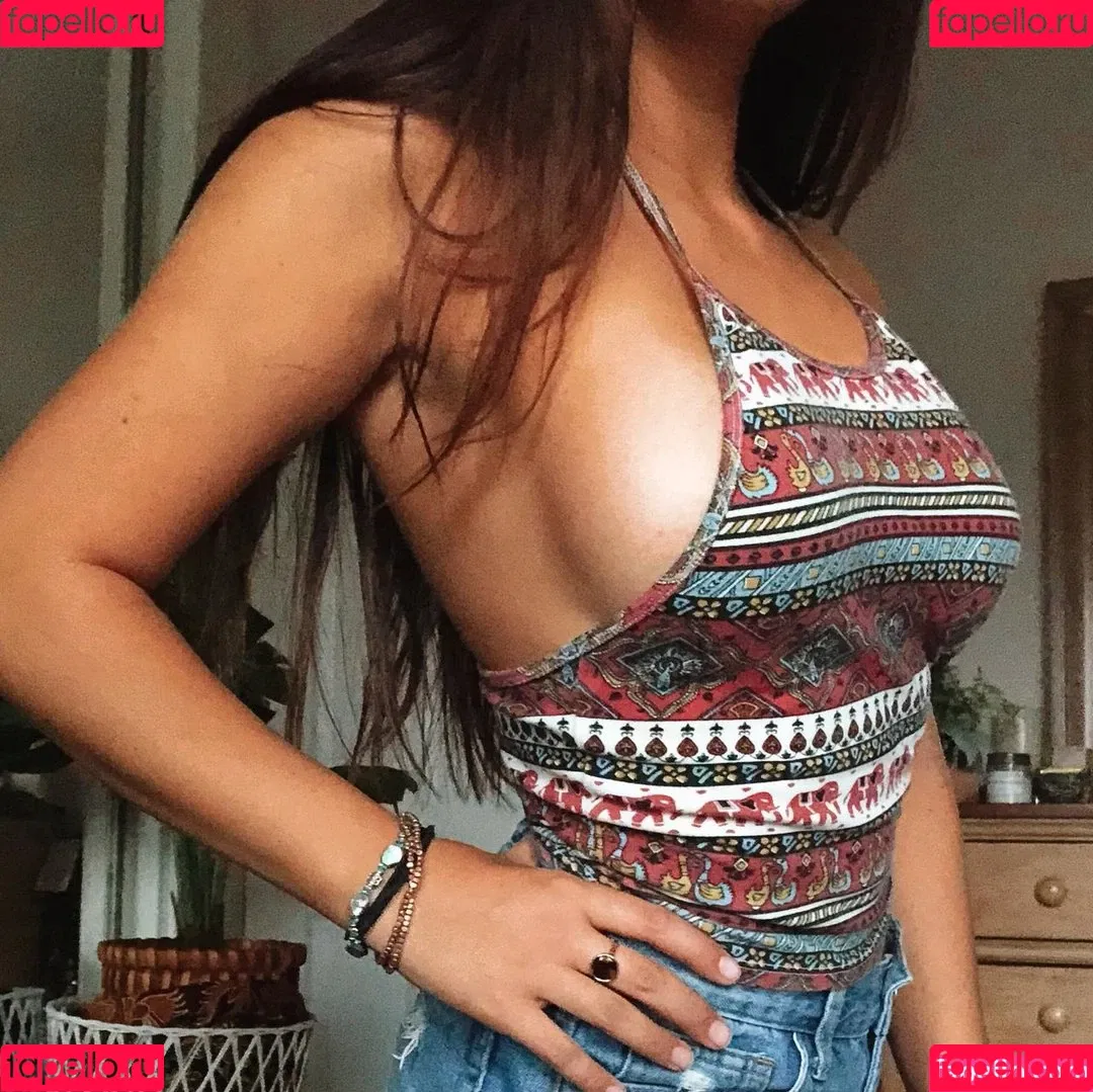 Erin Cahill Onlyfans Photo Gallery 