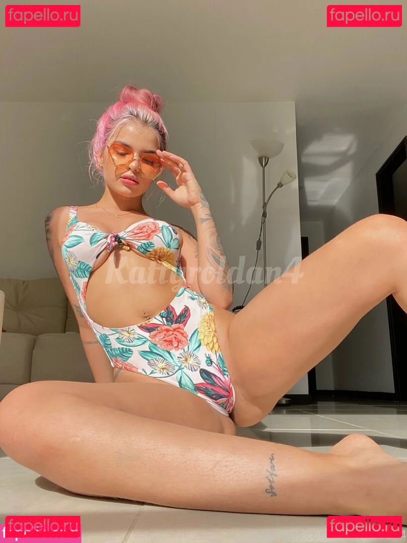 kattyroldan4 Onlyfans Photo Gallery 