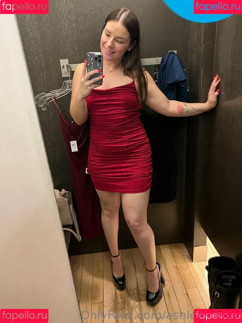 ashleyisadoll Onlyfans Photo Gallery 