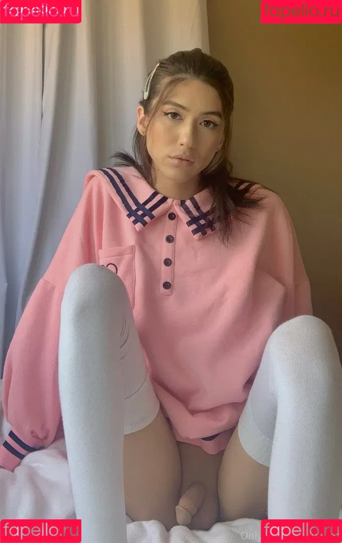 Uyuna Onlyfans Photo Gallery 