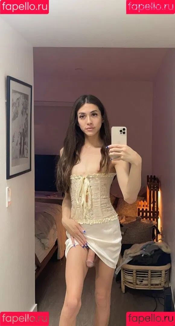 Uyuna Onlyfans Photo Gallery 