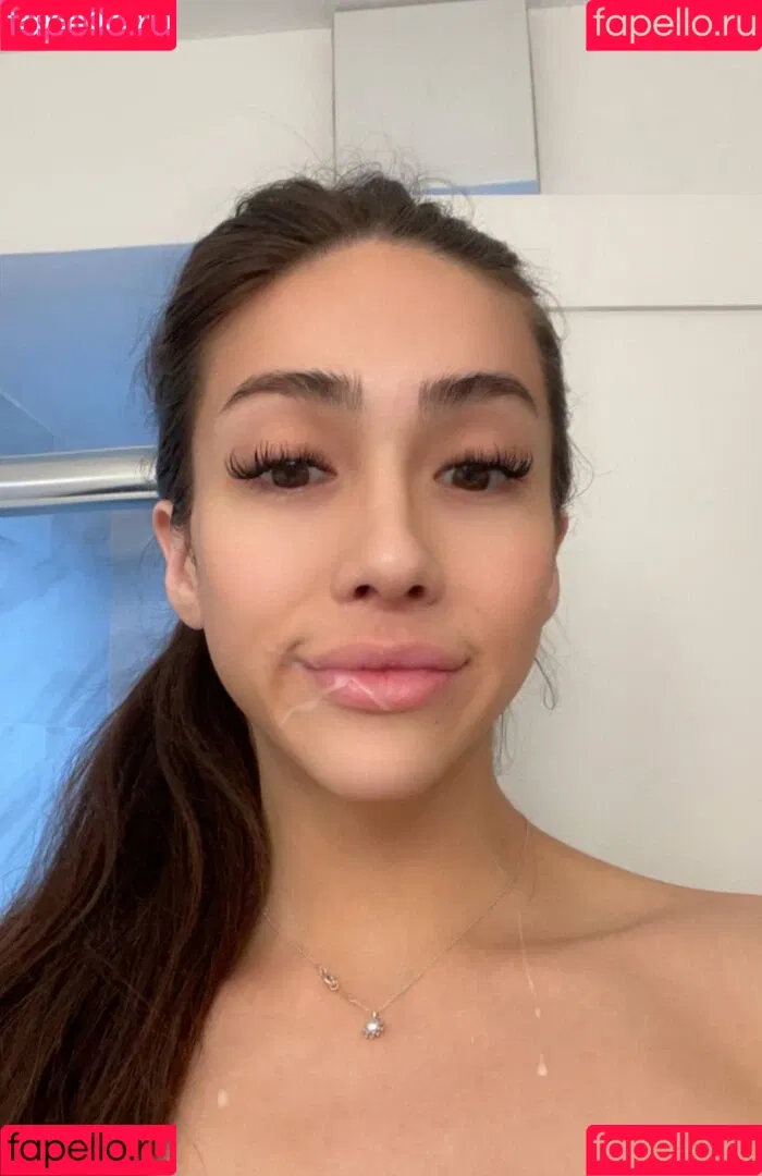 Uyuna Onlyfans Photo Gallery 