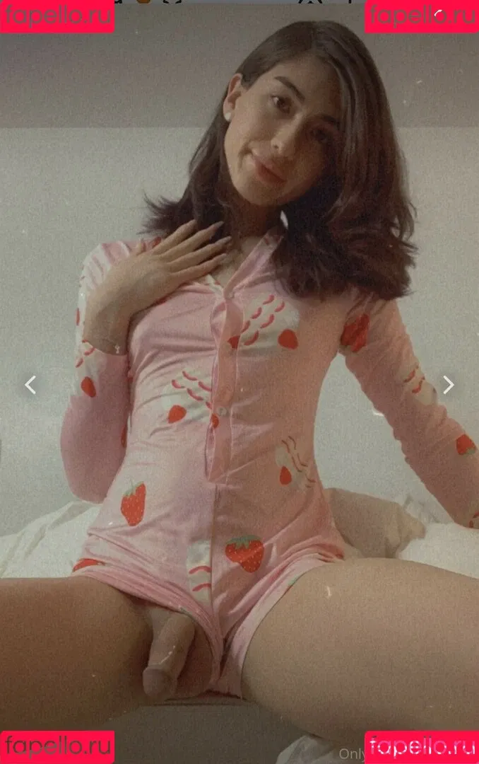 Uyuna Onlyfans Photo Gallery 