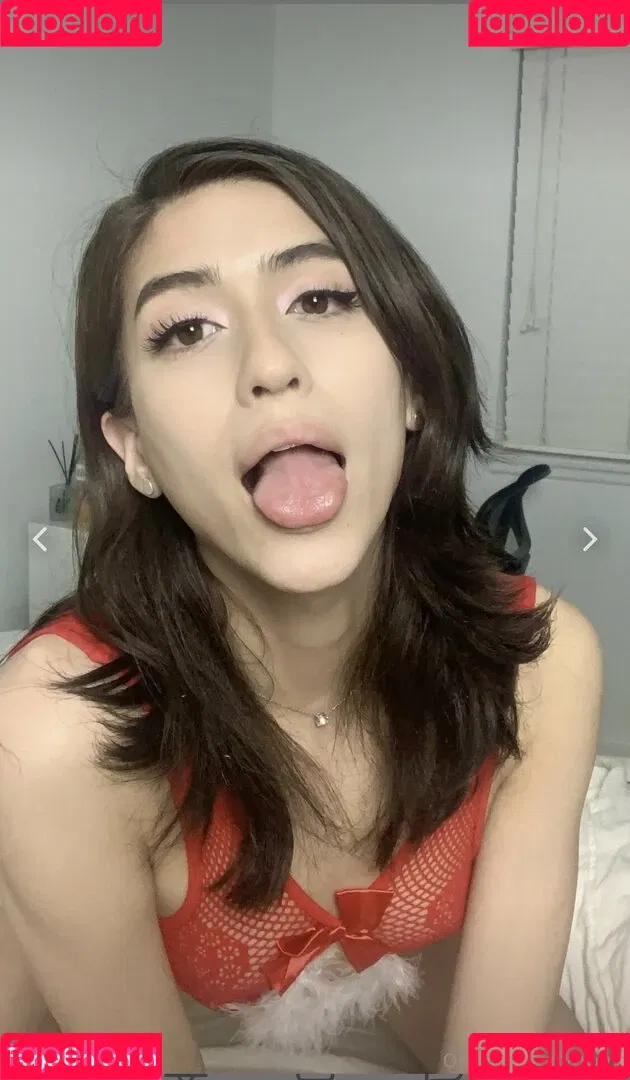 Uyuna Onlyfans Photo Gallery 