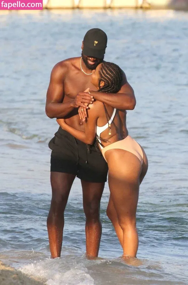 Uyuna Onlyfans Photo Gallery 