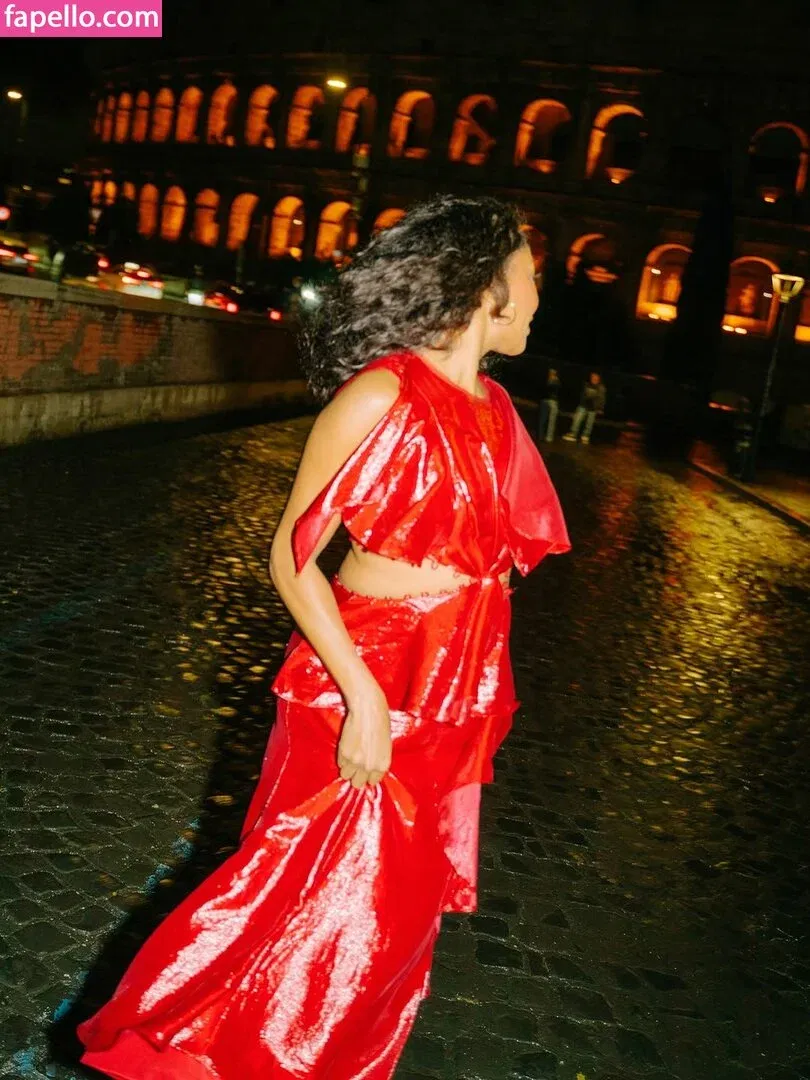 Uyuna Onlyfans Photo Gallery 