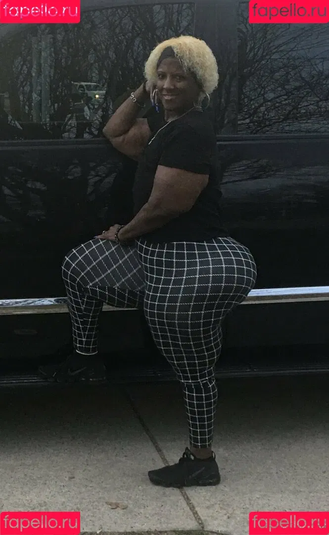 msphat70 Onlyfans Photo Gallery 