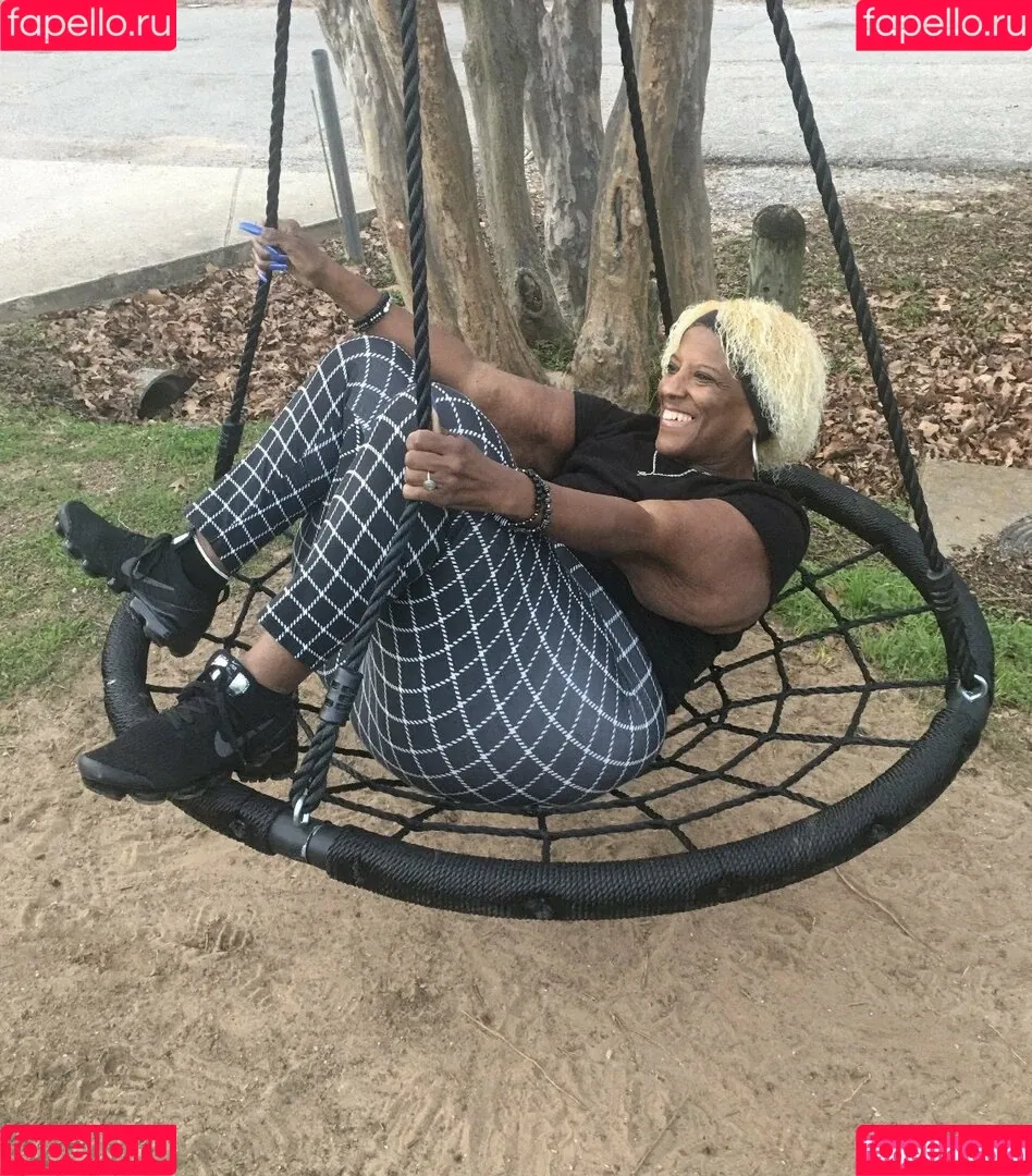 msphat70 Onlyfans Photo Gallery 