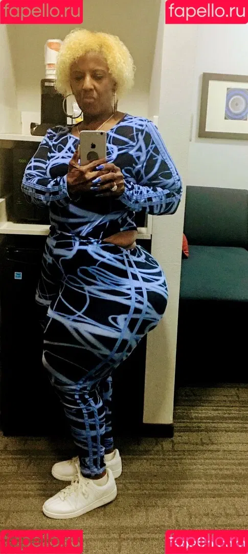 msphat70 Onlyfans Photo Gallery 