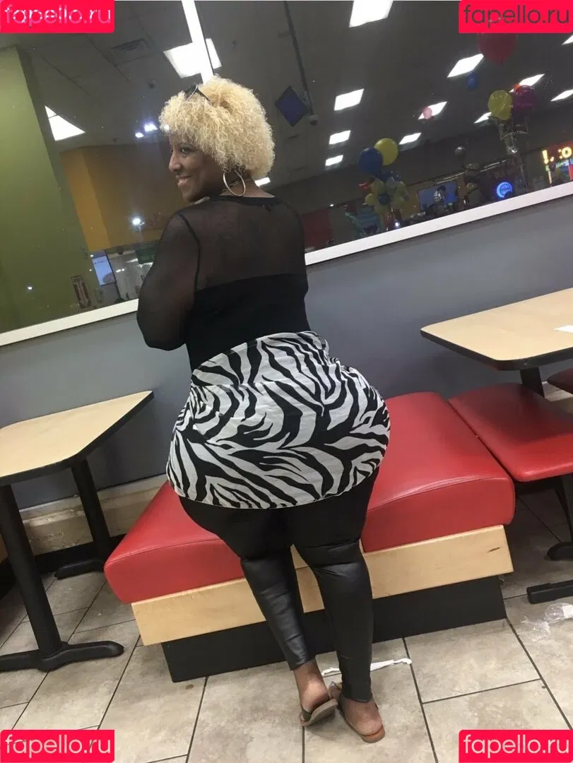 msphat70 Onlyfans Photo Gallery 