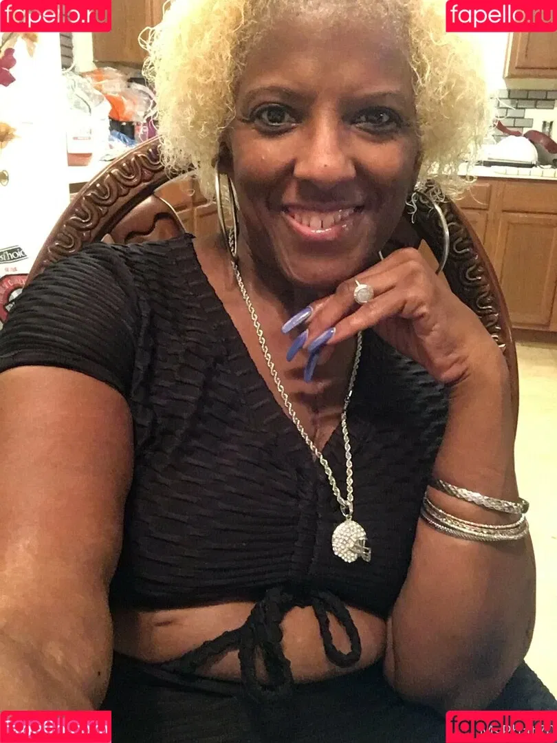 msphat70 Onlyfans Photo Gallery 