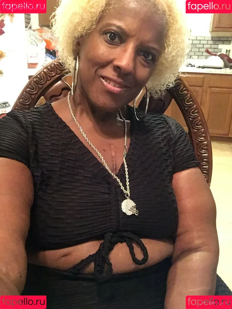 msphat70 Onlyfans Photo Gallery 